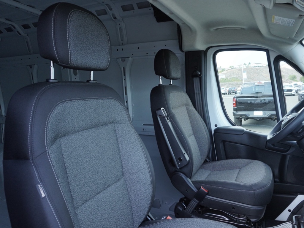 2025 Ram ProMaster 2500 Cargo Van photo 16