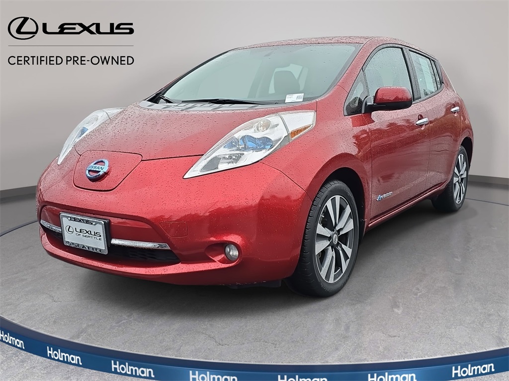 2015 Nissan LEAF SL's photo