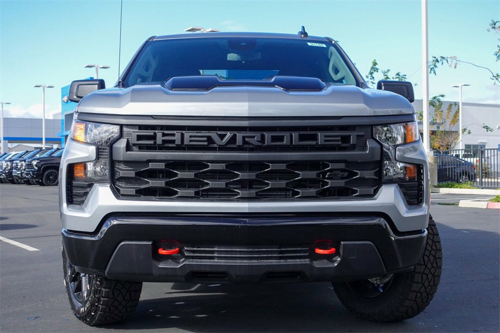 2026 Chevrolet Silverado 1500 Custom Trail Boss photo 3