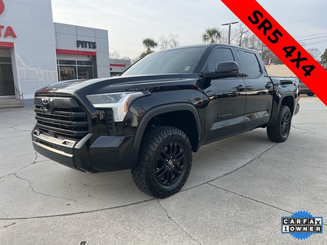 2025 Toyota Tundra SR5's photo