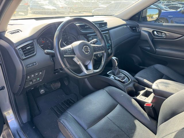 2020 Nissan Rogue SV photo 7