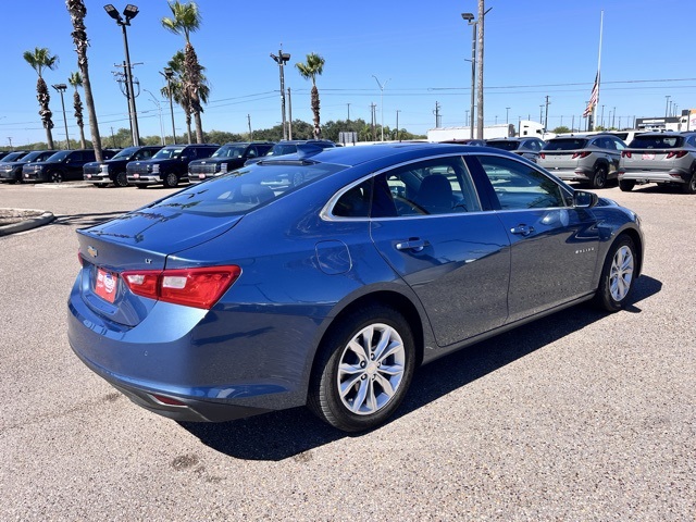 2024 Chevrolet Malibu 1LT photo 4