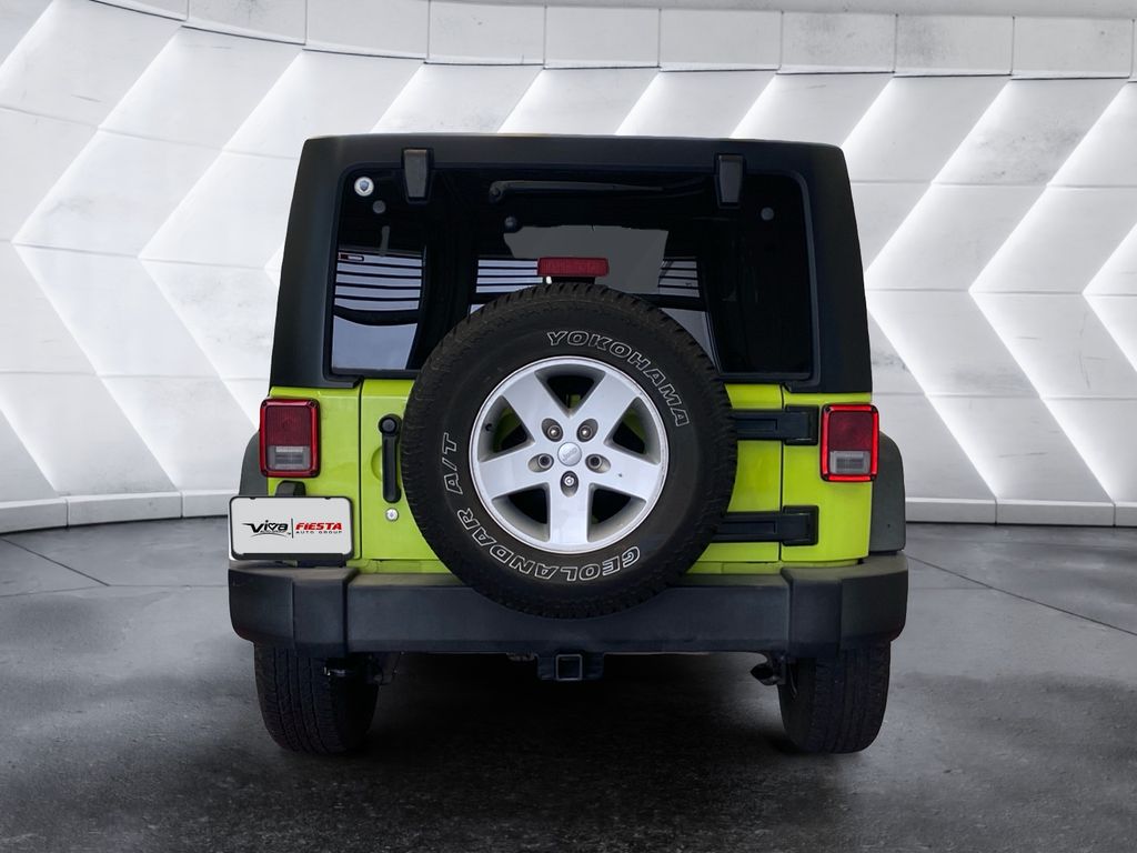 2016 Jeep Wrangler Unlimited Sport photo 3