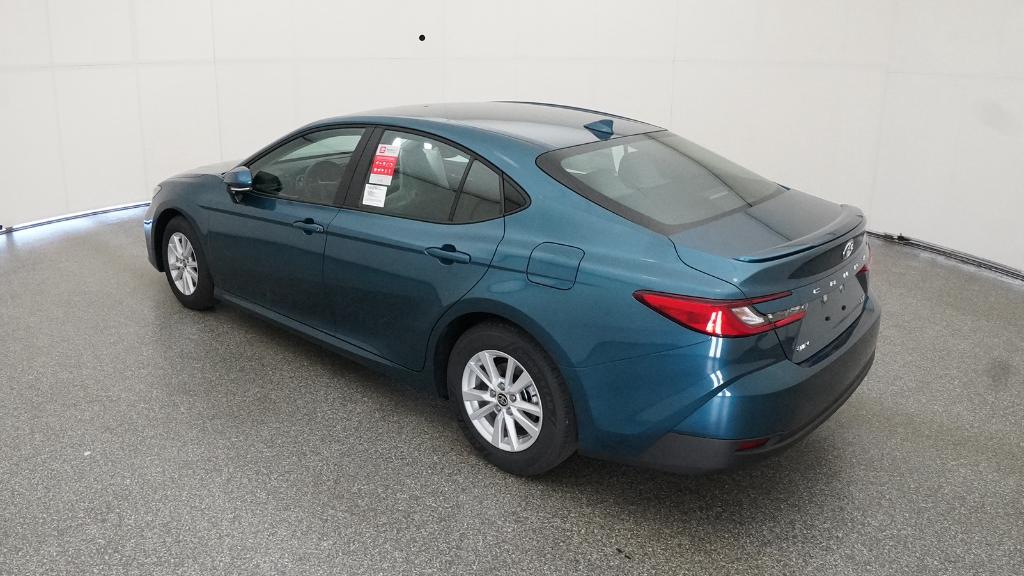 2026 Toyota Camry LE photo 13