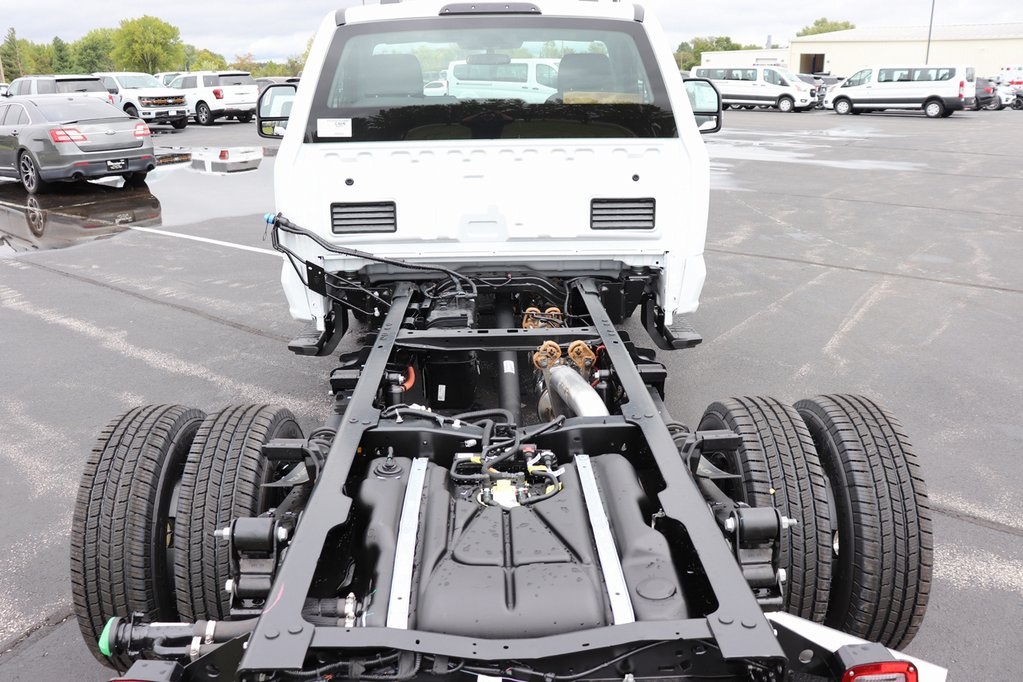 2026 Ford F-350 XL photo 11