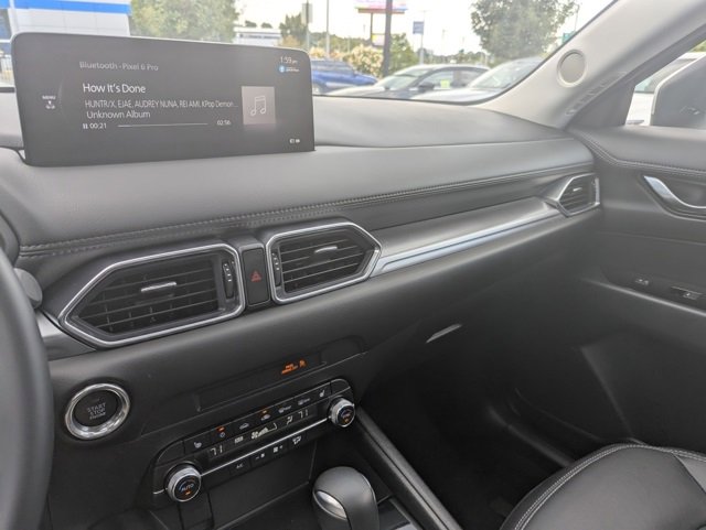 2025 Mazda CX-5 2.5 S Preferred photo 11