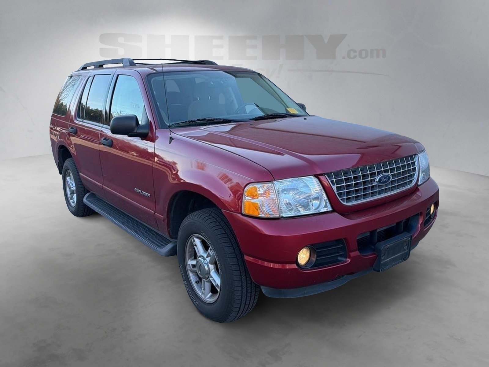 2005 Ford Explorer XLT photo 2