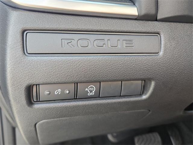 2025 Nissan Rogue S photo 24