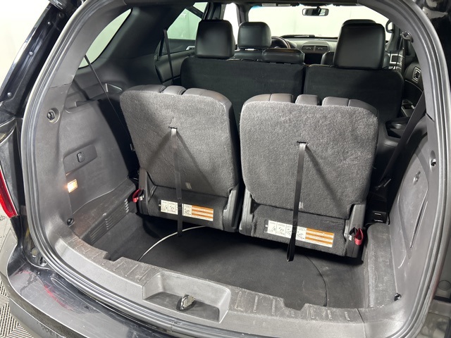 2015 Ford Explorer XLT photo 19