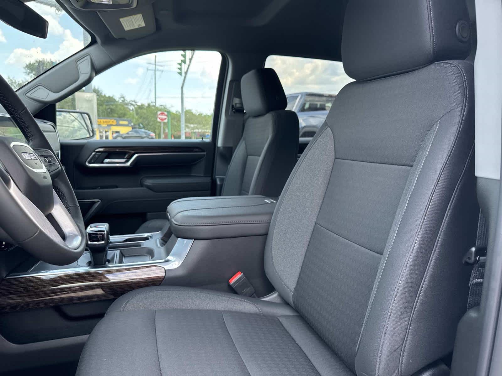 2026 Gmc Sierra 1500 Elevation photo 9