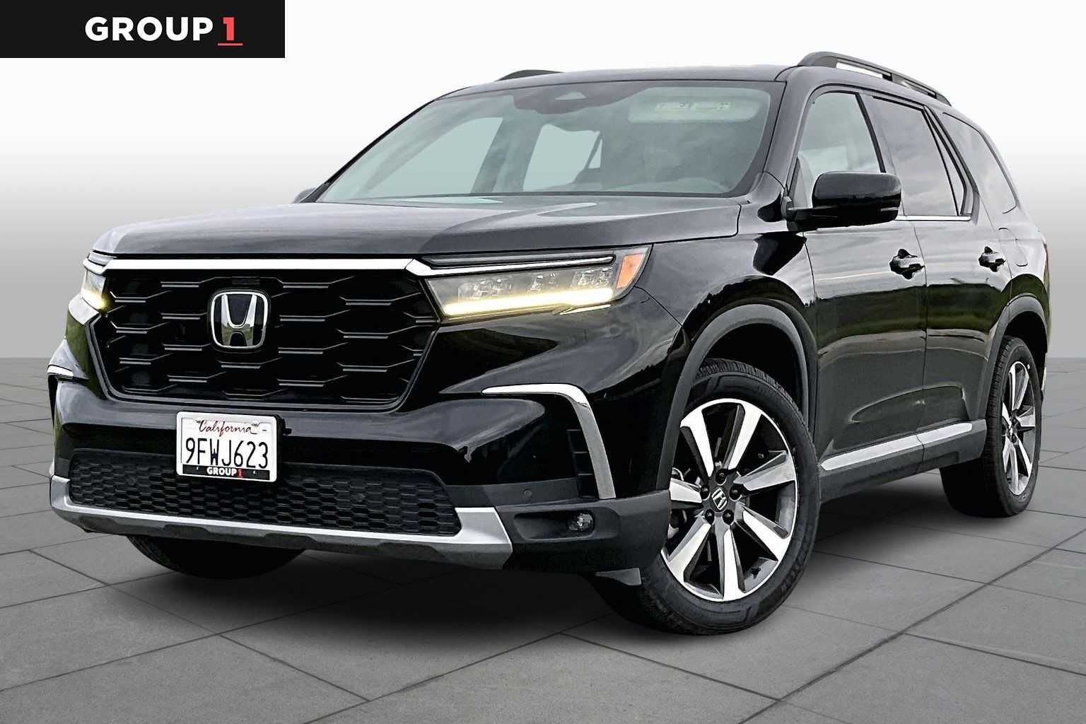 2023 Honda Pilot Touring's photo