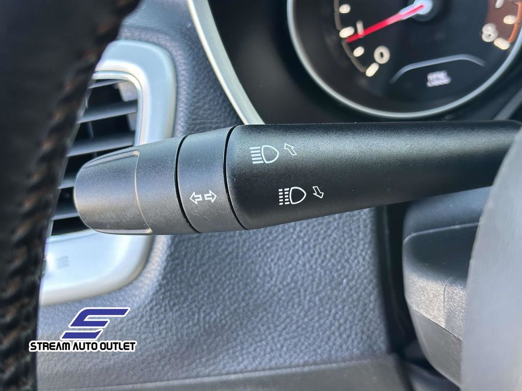 2018 Jeep Compass Latitude photo 22