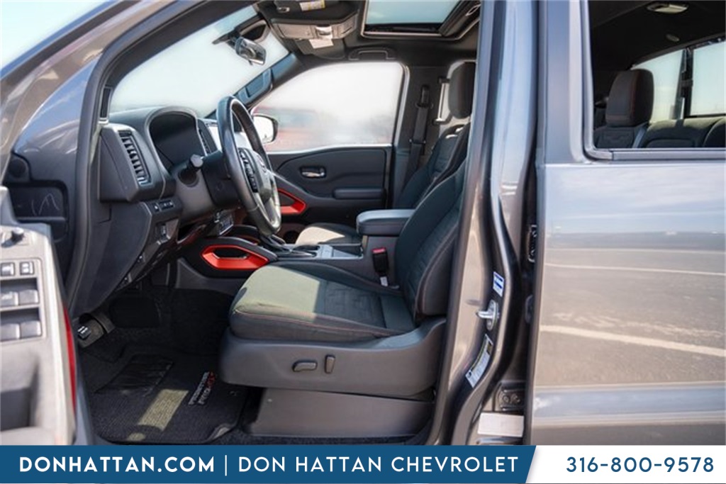 2023 Nissan Frontier PRO-4X photo 4
