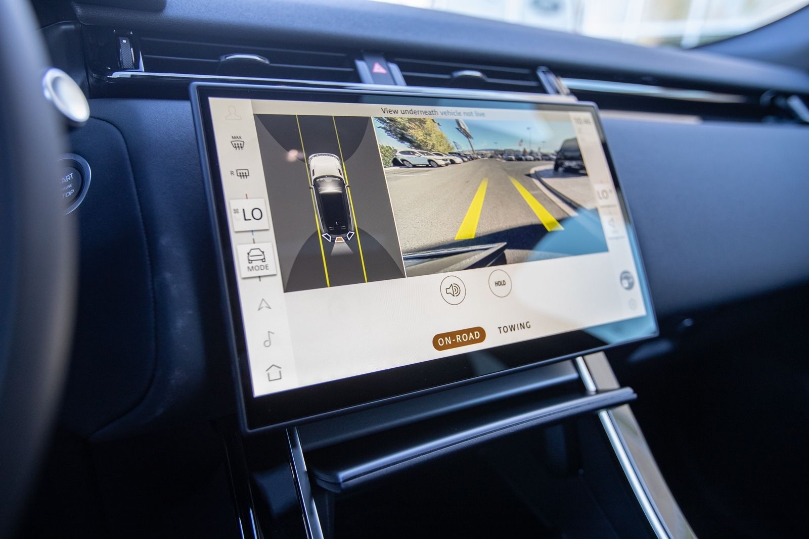 2025 Land Rover Range Rover Velar SE photo 14