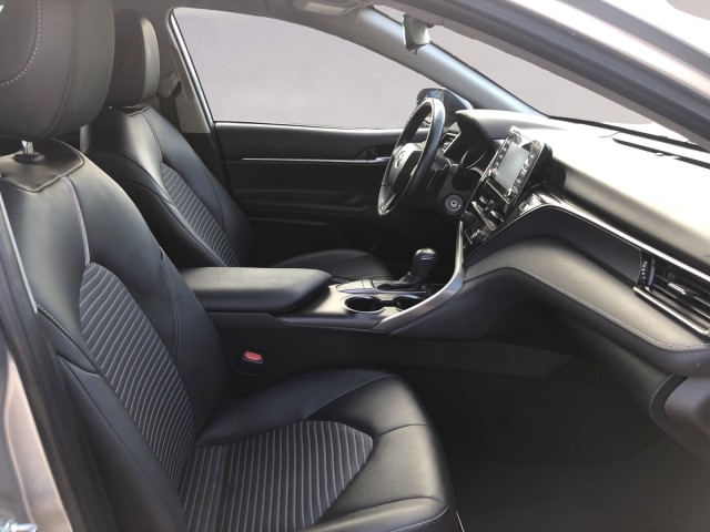 2023 Toyota Camry Hybrid SE photo 15