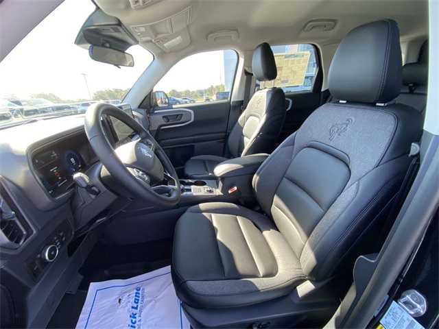 2025 Ford Bronco Big Bend photo 2