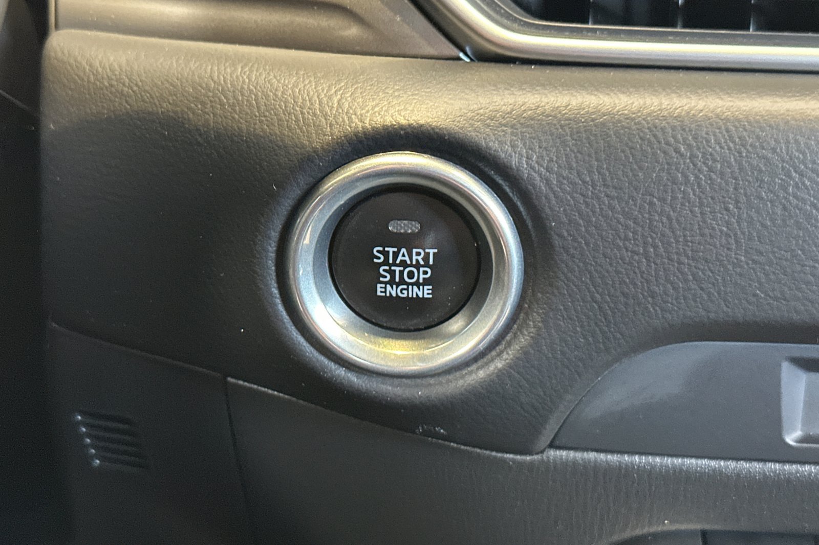 2023 Mazda CX-5 2.5 S Preferred photo 19