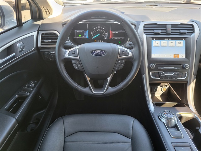 2018 Ford Fusion Energi SE photo 14