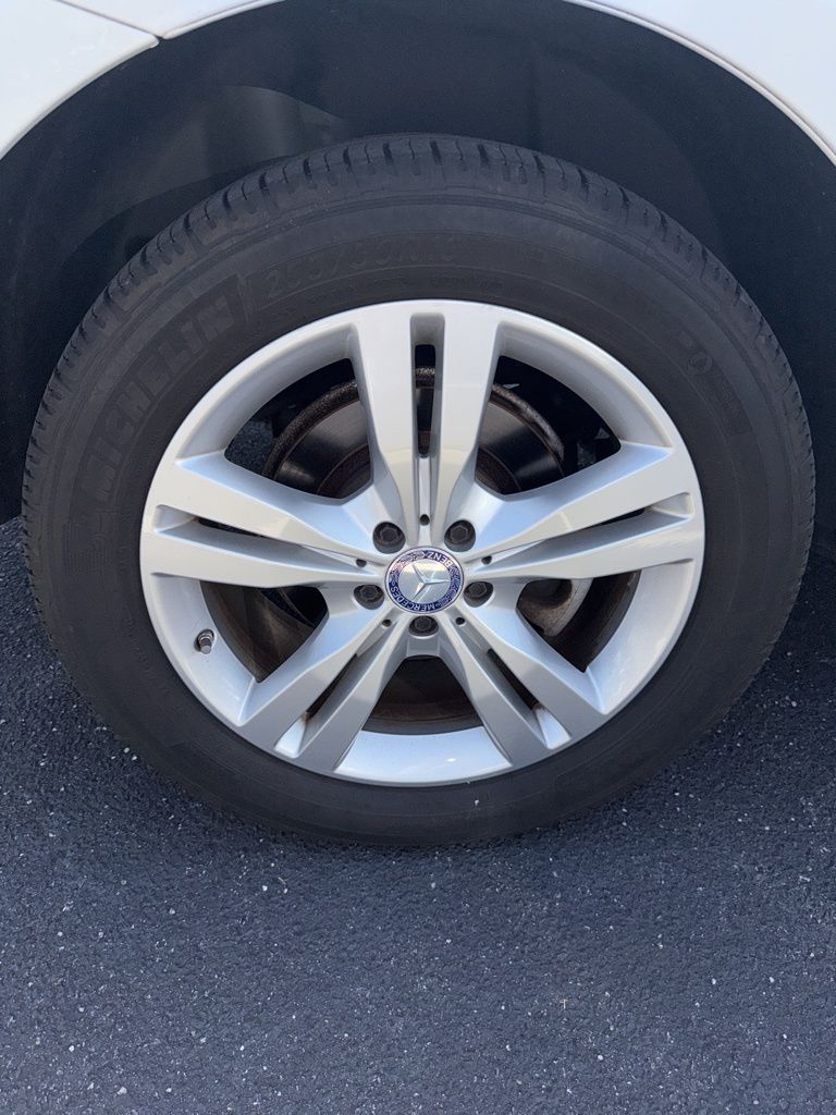 2014 Mercedes Benz ML 350 4MATIC photo 14