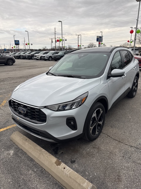 2025 FORD ESCAPE - Image 1