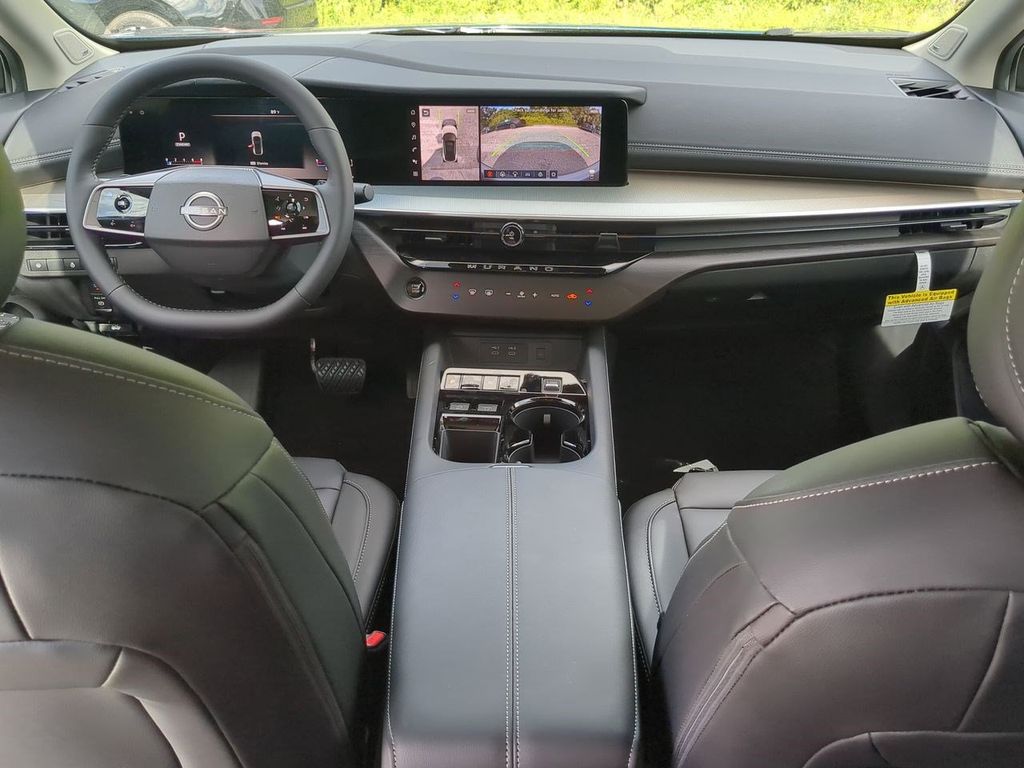 2025 Nissan Murano SL photo 14