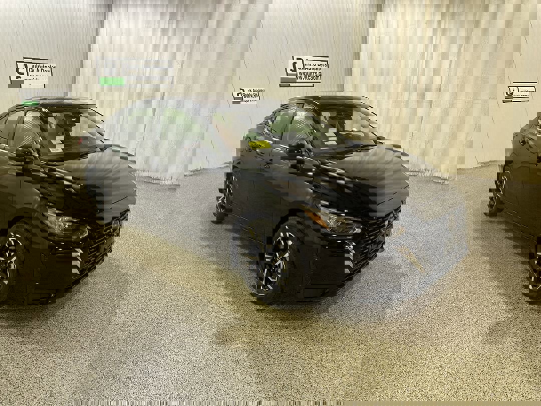 2025 Nissan Sentra SV's photo