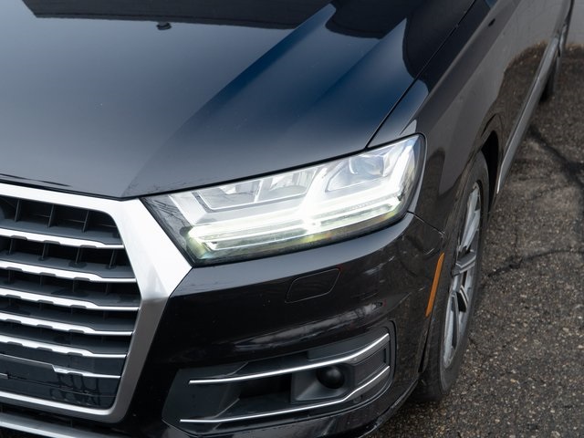 2017 Audi Q7 3.0T Prestige photo 2