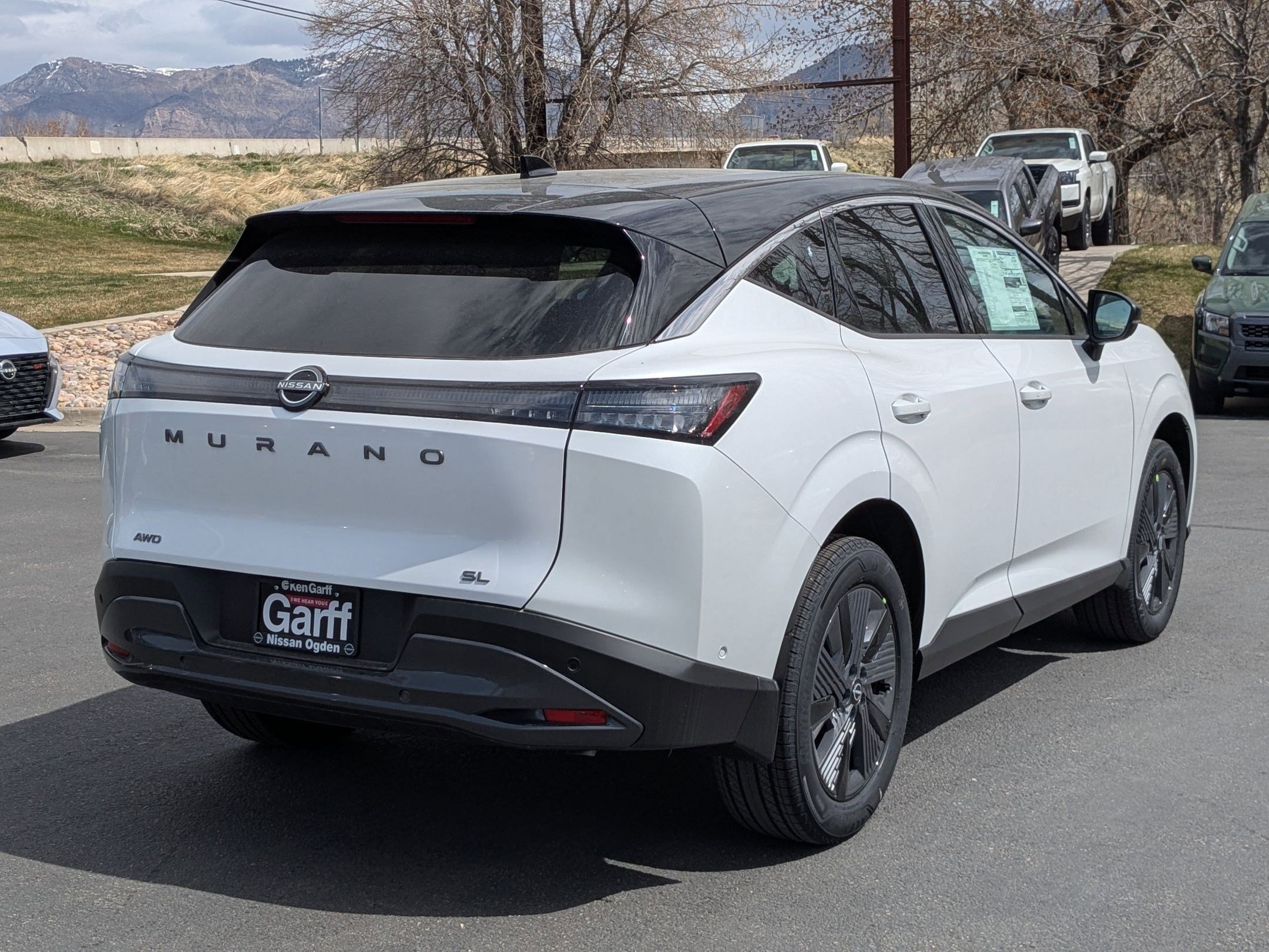2025 Nissan Murano SL photo 3