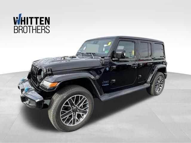 2022 Jeep Wrangler Unlimited High Altitude 4XE's photo