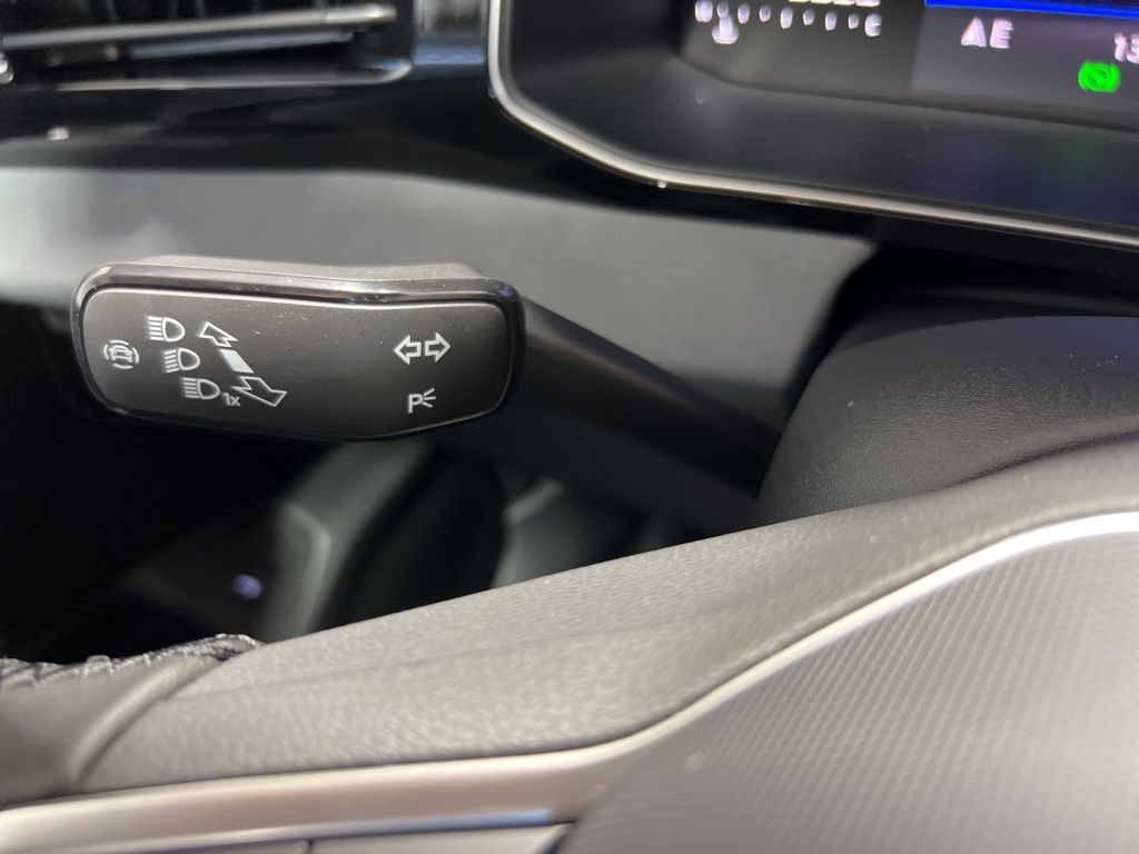 2025 Volkswagen Jetta 1.5T SE photo 35