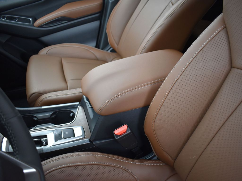 2025 Subaru Ascent Touring photo 10