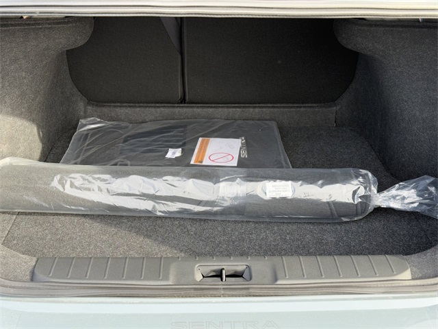 2025 Nissan Sentra SV photo 24