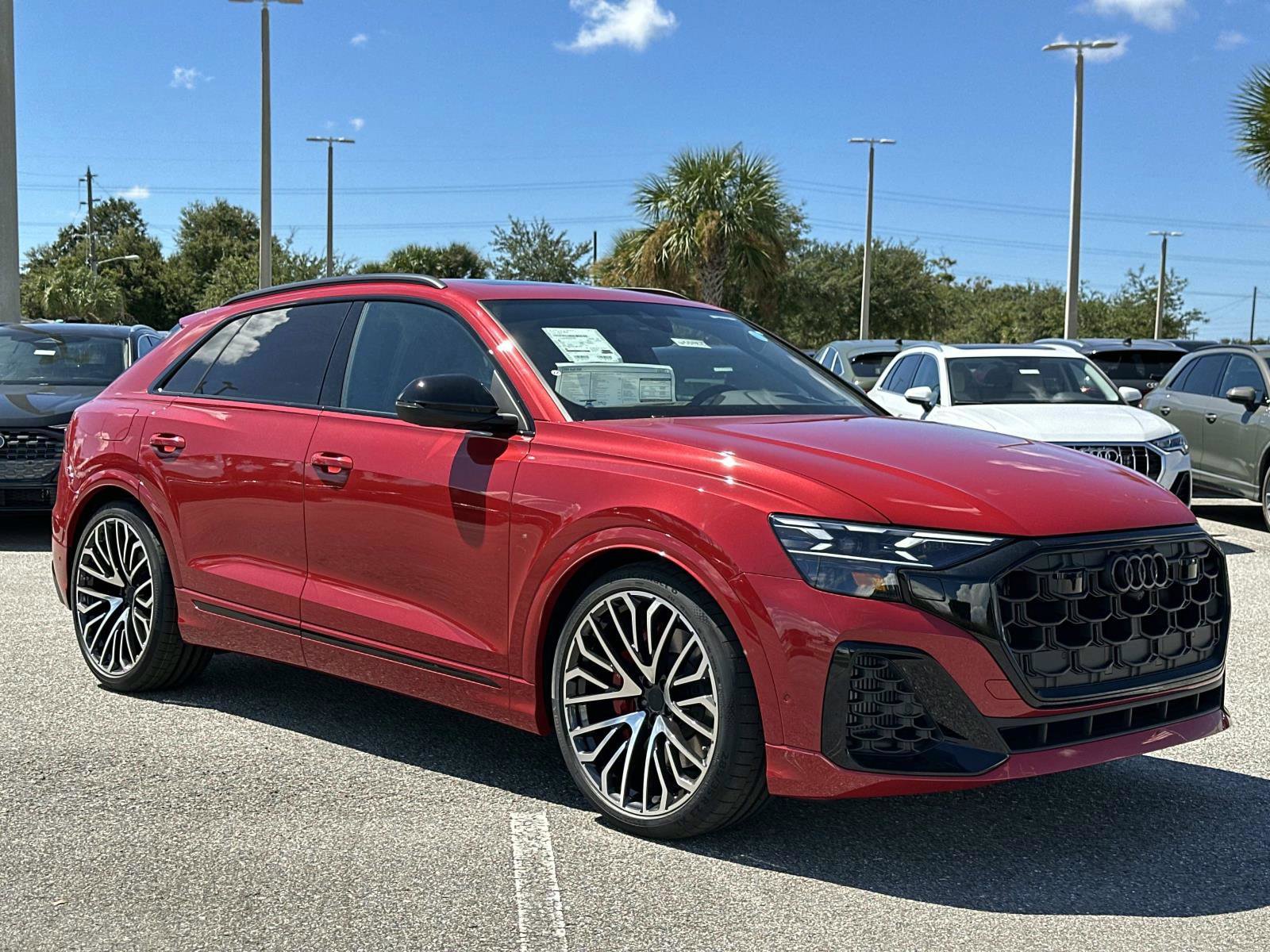 2026 Audi SQ8 Prestige photo 2