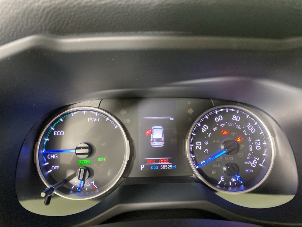 2020 Toyota RAV4 Hybrid LE photo 14