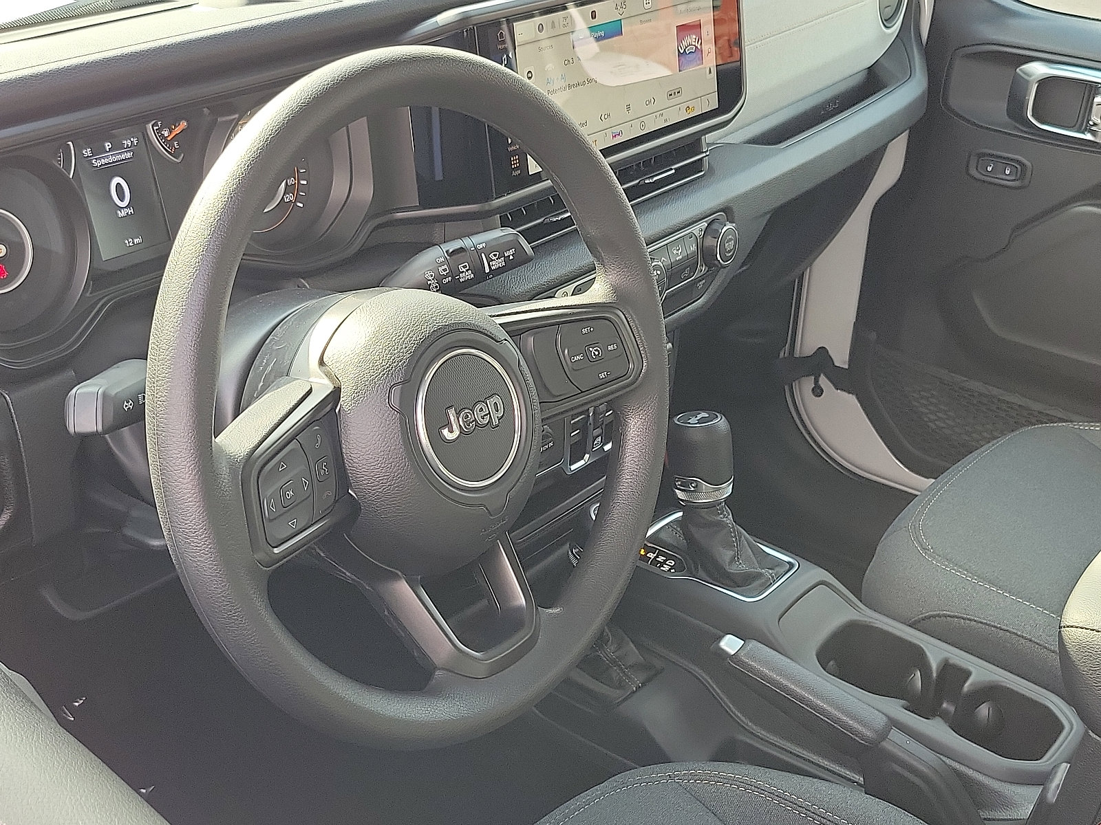 2025 Jeep Wrangler Sport photo 3