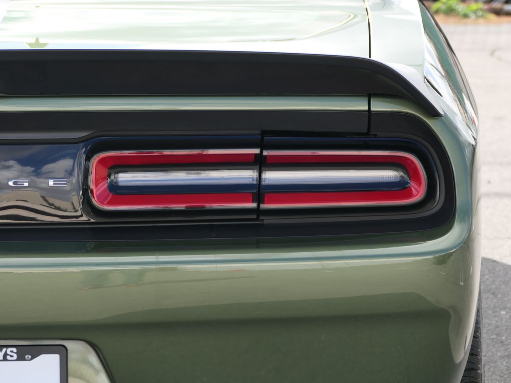 2021 Dodge Challenger R/T Scat Pack photo 4