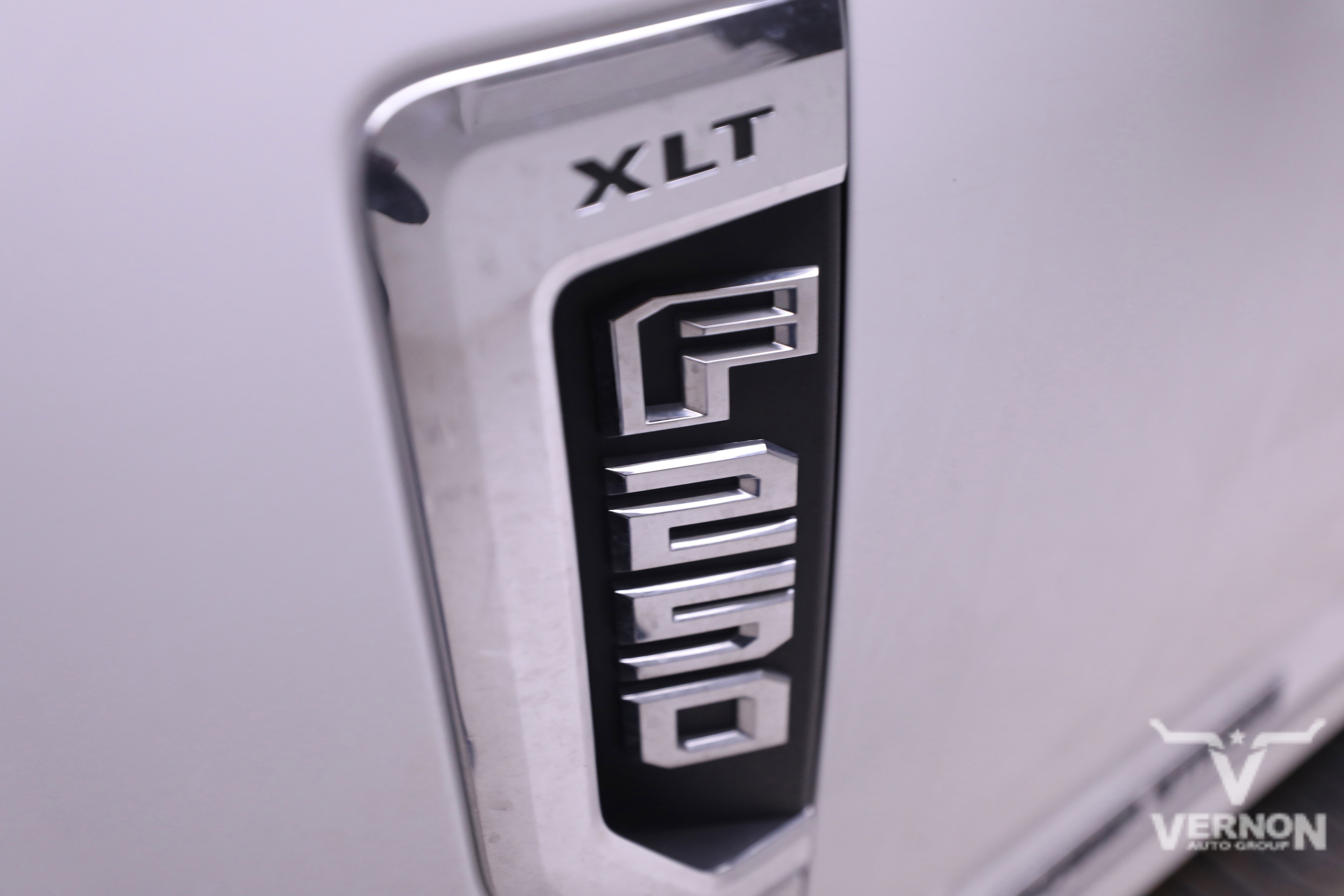 2022 Ford F-250 XLT photo 4