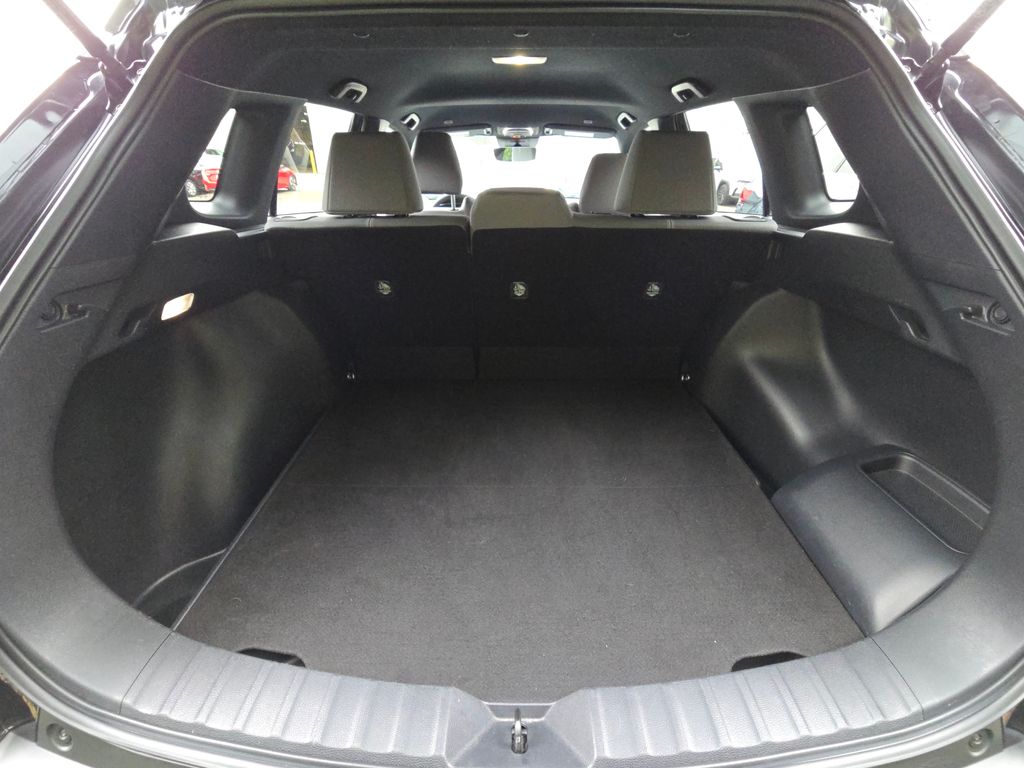 2024 Toyota Corolla Hybrid SE photo 18