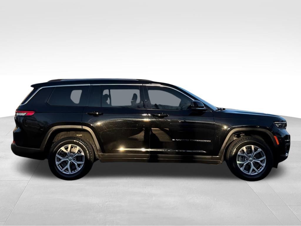2022 Jeep Grand Cherokee Limited photo 4