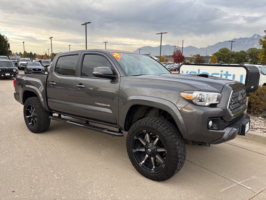 2019 Toyota Tacoma TRD Sport's photo