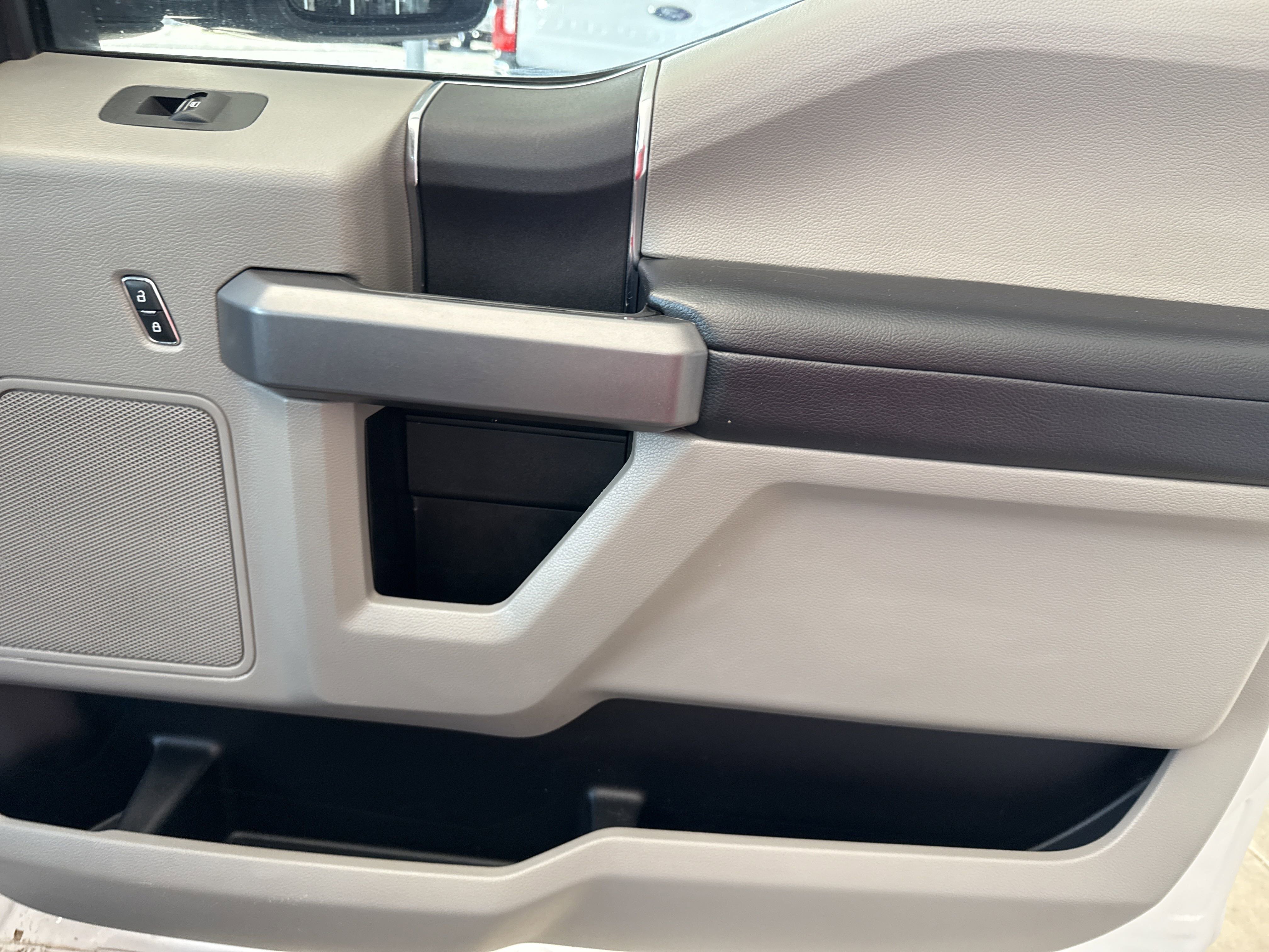 2020 Ford F-250 XLT photo 7