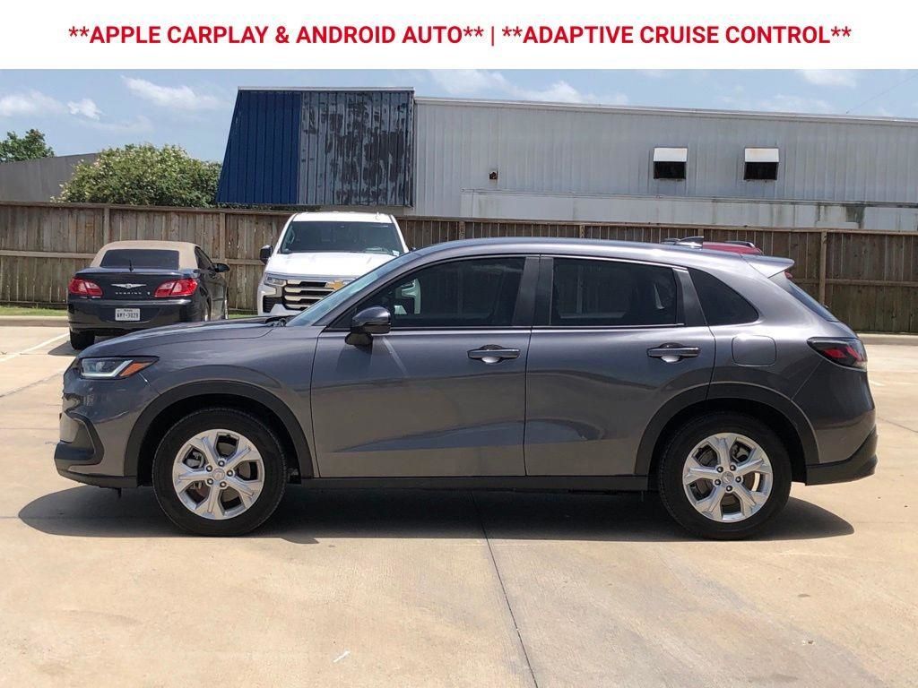 2025 Honda HR-V LX photo 4