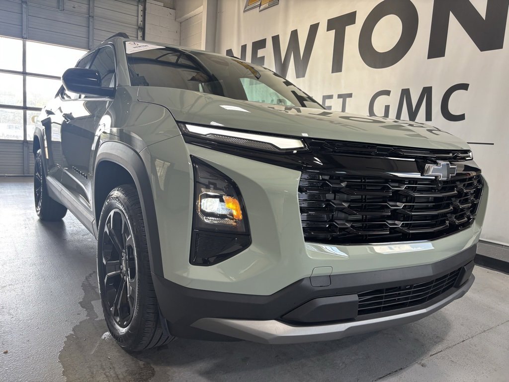 2026 Chevrolet Equinox LT photo 32