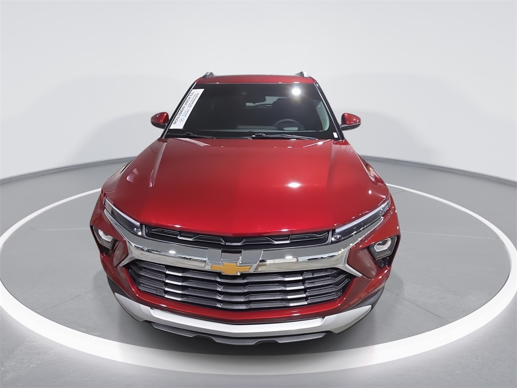 2025 Chevrolet Trailblazer LT photo 3