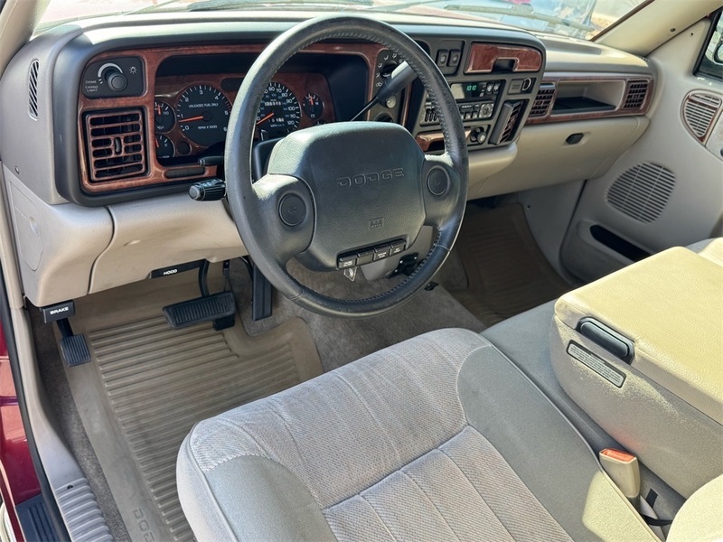 1996 Dodge Ram ST photo 26