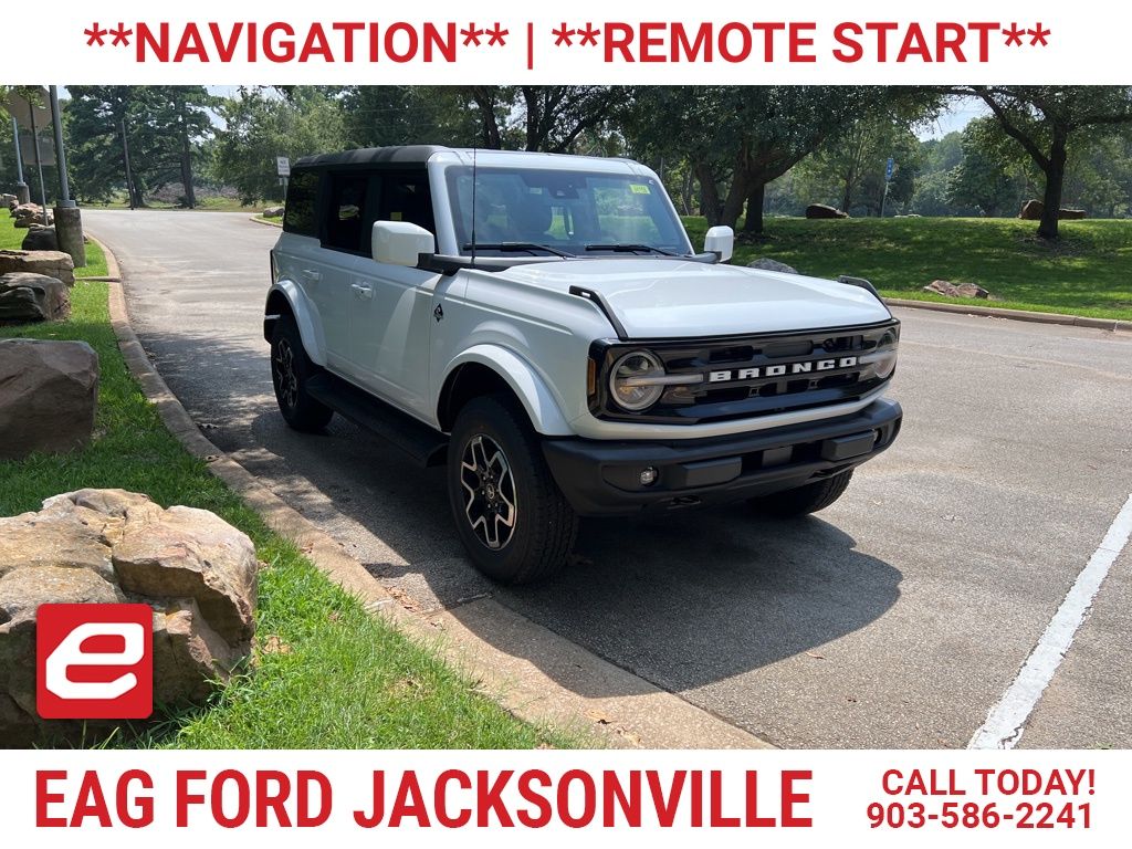 2025 Ford Bronco 4-Door Outer Banks's photo