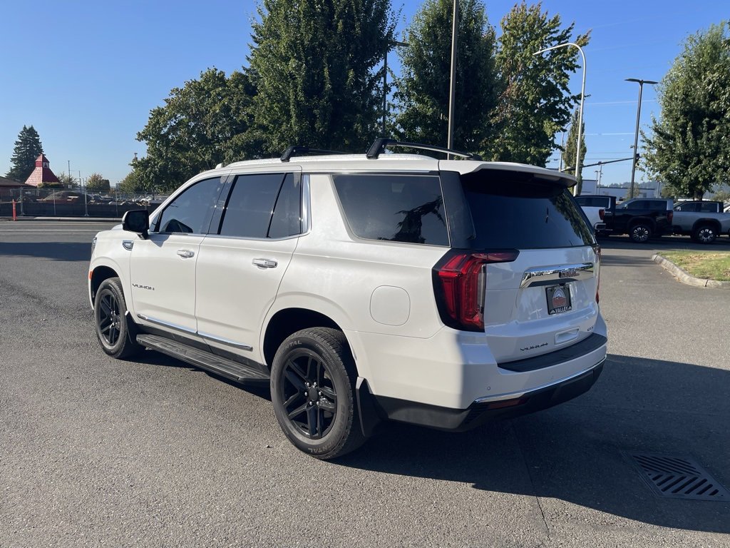 2021 Gmc Yukon SLT photo 3