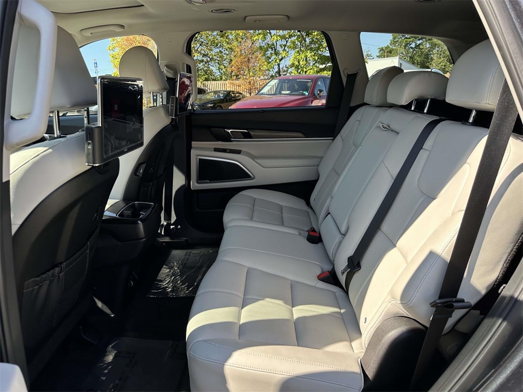 2022 Kia Telluride EX photo 15