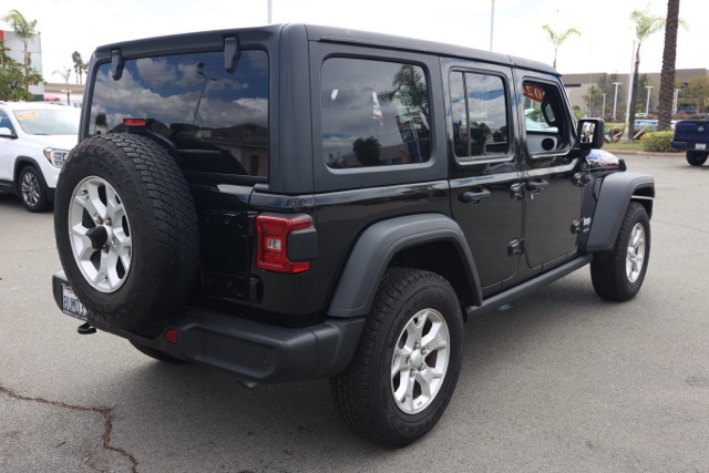 2021 Jeep Wrangler Unlimited Islander photo 3