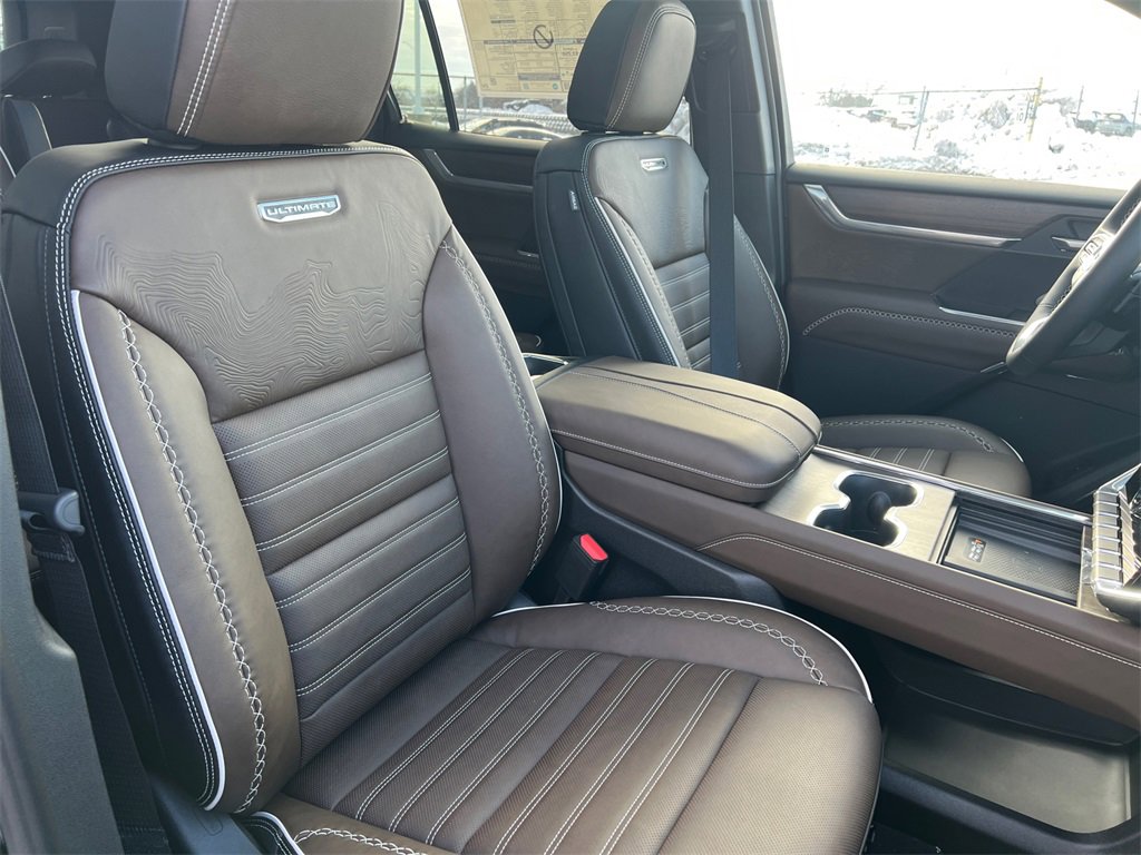 2026 GMC ACADIA - Image 39